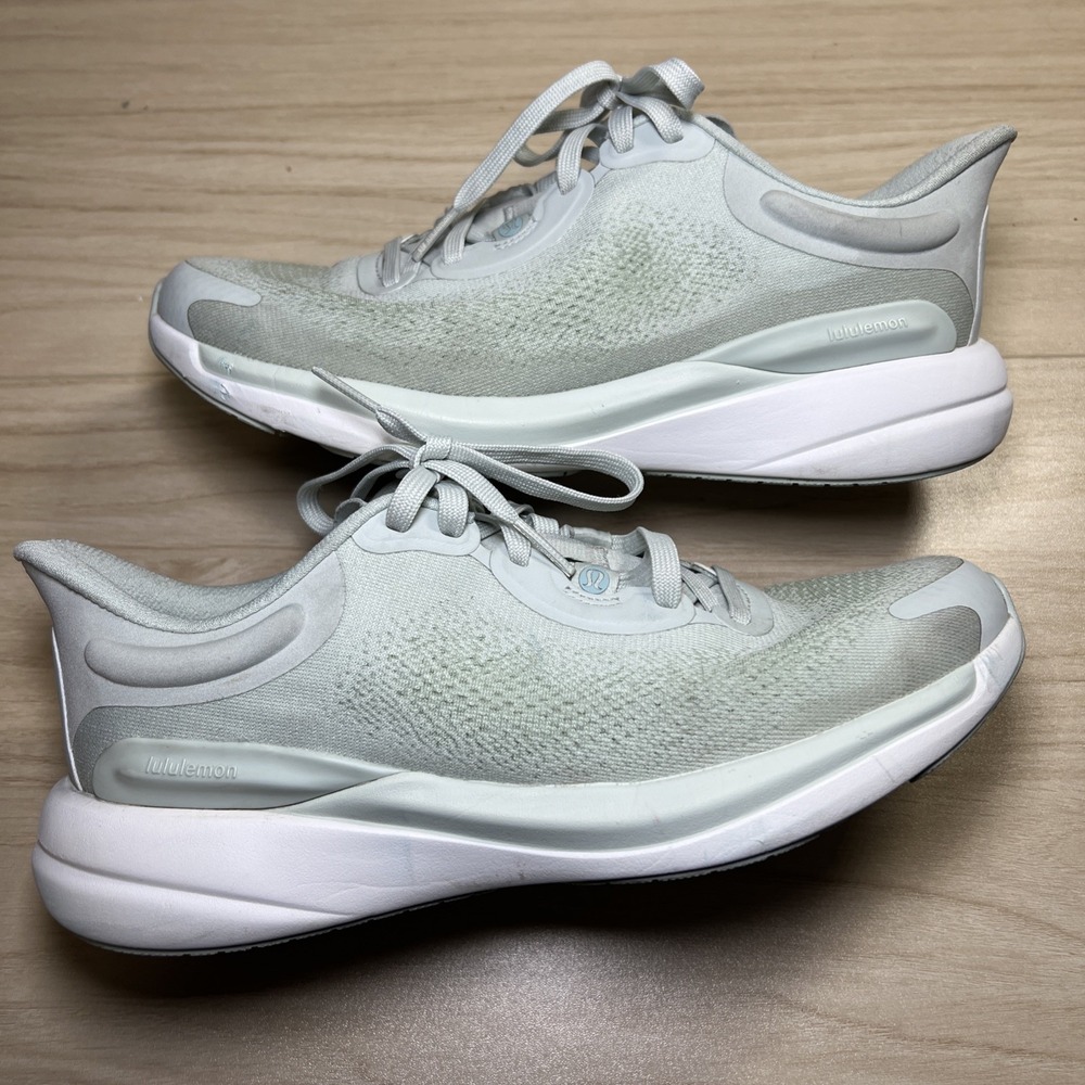 Lululemon Chargefeel 2 Low Workout Running Training Gym Shoe Mint White‎ Women 8